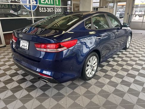 Used 2018 Kia Optima LX w/ 17" Alloy Wheels Package image 6
