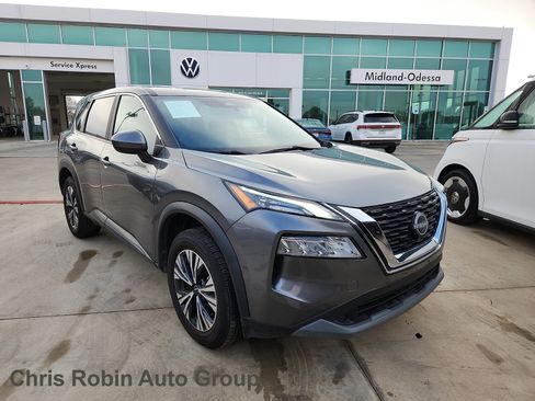 Used 2023 Nissan Rogue SV image 1
