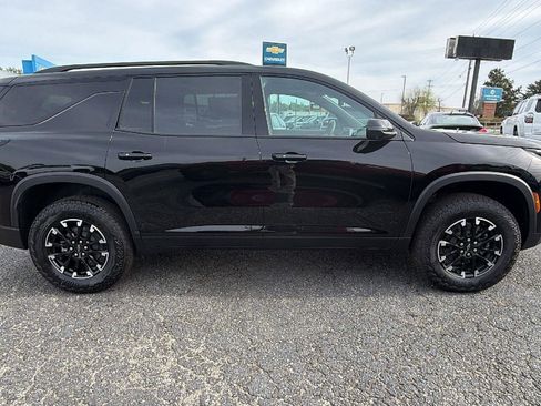 New 2026 Chevrolet Traverse Z71 w/ Driver Confidence Package AWD/4WD image 4