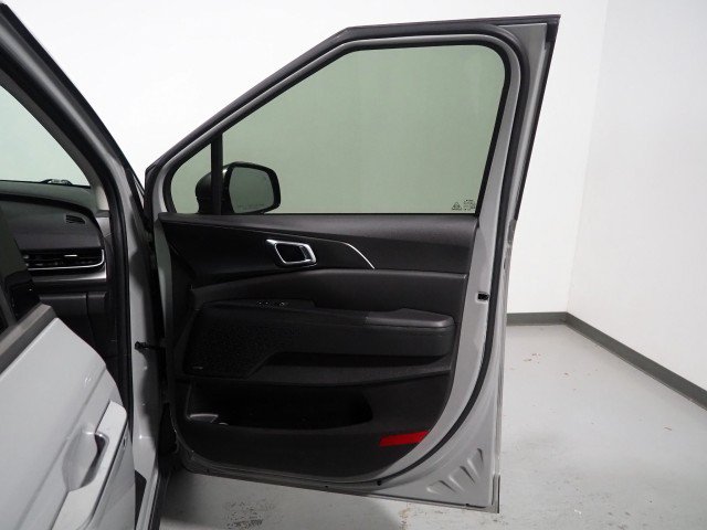 Used 2025 Kia Carnival SX Prestige FWD image 69