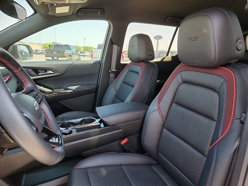 Used 2026 Chevrolet Equinox RS w/ Convenience Package III FWD image 7