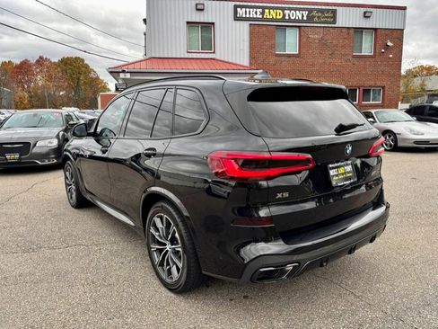 Used 2019 BMW X5 xDrive50i w/ M Sport Package image 8