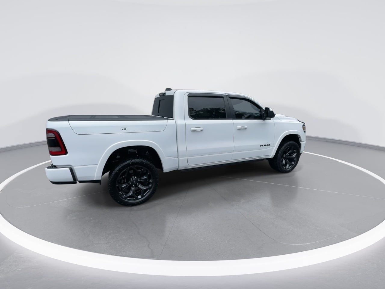 Used 2022 RAM 1500 Limited AWD/4WD image 21