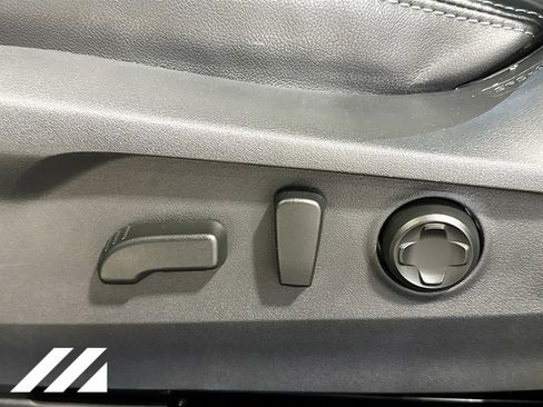 Used 2023 Subaru Outback Limited AWD/4WD image 22