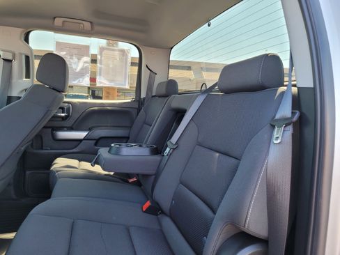 Used 2018 Chevrolet Silverado 1500 LT w/ All Star Edition image 12