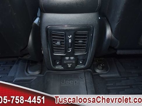 Used 2019 Jeep Grand Cherokee Limited w/ Luxury Group II RWD image 27