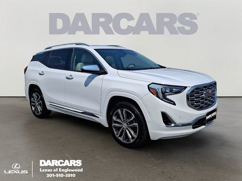 Used 2019 GMC Terrain Denali w/ Advanced Safety Package AWD/4WD image 1