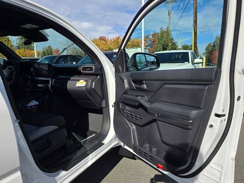 New 2025 Toyota Tacoma TRD Sport image 11