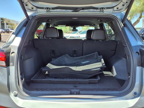Used 2024 Chevrolet Equinox RS FWD image 7