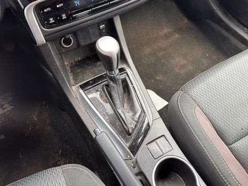 Used 2019 Toyota Corolla LE image 29