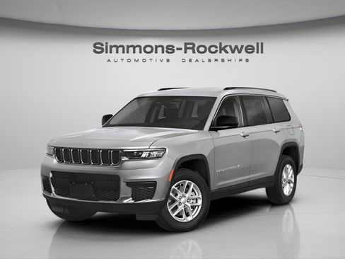 Used 2024 Jeep Grand Cherokee L Laredo w/ Luxury Tech Group I AWD/4WD image 4
