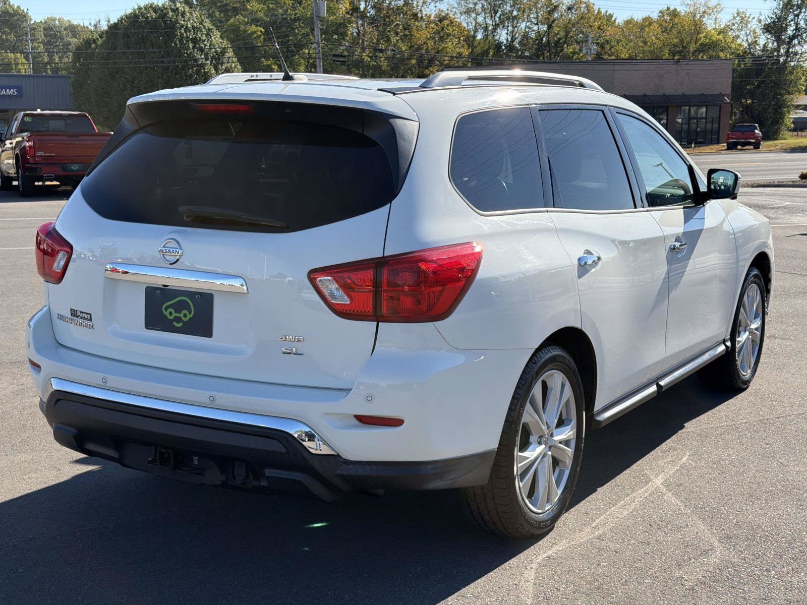 Used 2018 Nissan Pathfinder SL w/ SL Premium Package AWD/4WD image 7