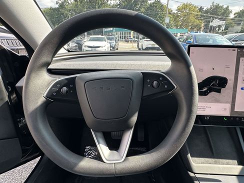 Used 2024 Tesla Model 3 Standard Range RWD image 22