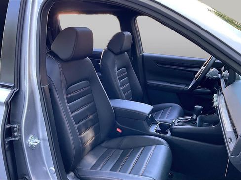 Used 2026 Honda CR-V Sport-L image 9