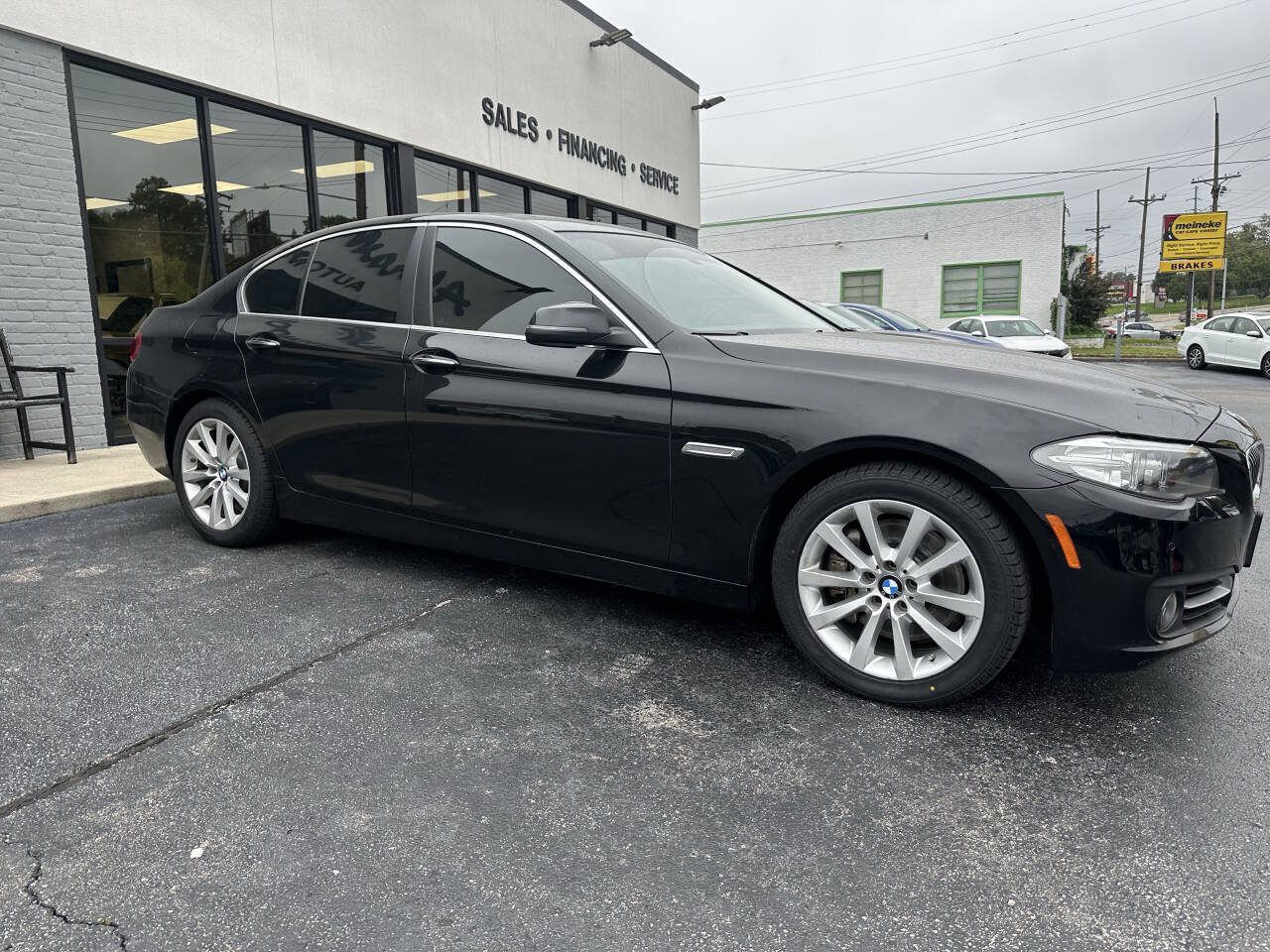 Used 2016 BMW 535i xDrive Sedan w/ Premium Package AWD/4WD image 5