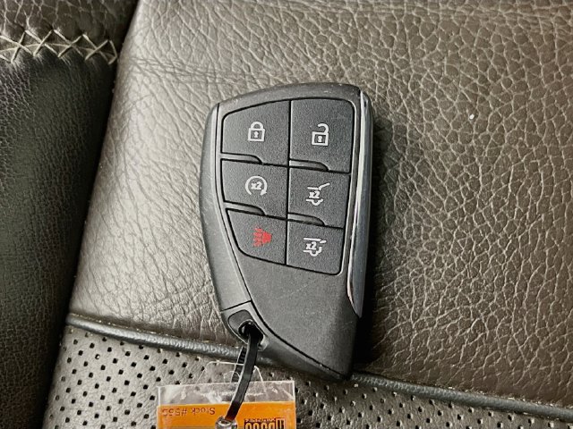 Used 2021 GMC Yukon Denali w/ Denali Ultimate Package AWD/4WD image 12