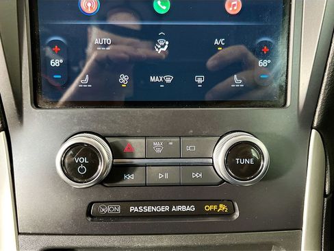 Used 2024 Ford Edge SEL AWD/4WD image 23