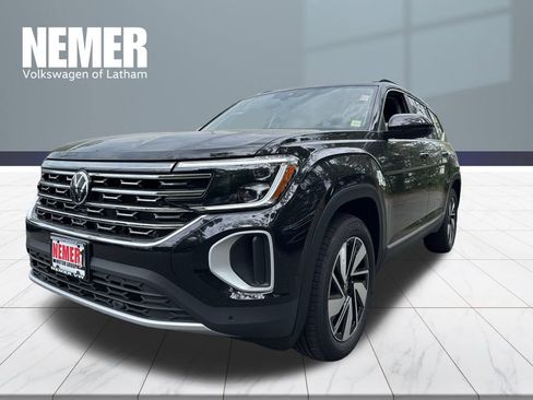New 2026 Volkswagen Atlas SEL AWD/4WD image 1