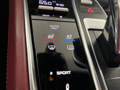 Used 2018 Porsche Panamera Turbo w/ Premium Package Plus AWD/4WD image 23