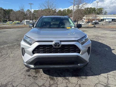 Used 2021 Toyota RAV4 LE image 27