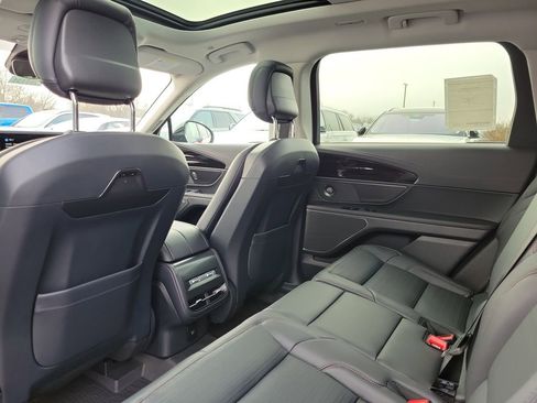 New 2026 Lincoln Nautilus Reserve w/ Jet Appearance Package image 15