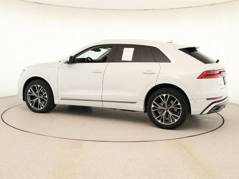 Certified 2023 Audi Q8 Prestige w/ Prestige Package image 3