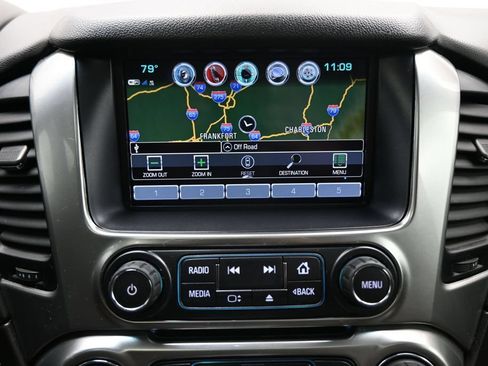 Used 2019 Chevrolet Suburban Premier w/ Premier Plus Edition RWD image 22