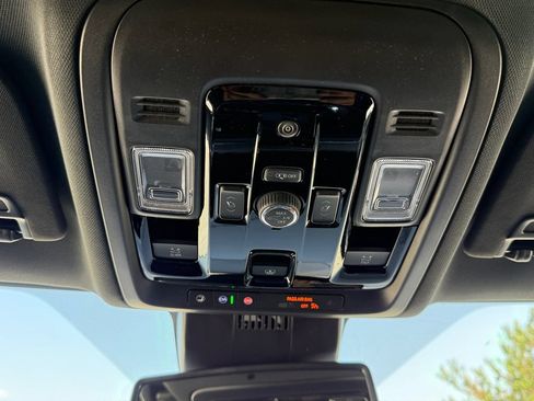 New 2026 Chevrolet Tahoe LT w/ Comfort Package AWD/4WD image 18
