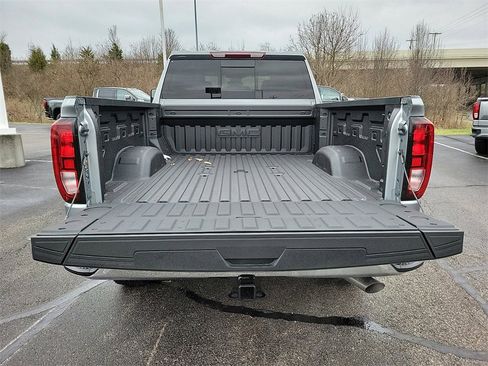 New 2026 GMC Sierra 2500 SLE w/ SLE Value Package; image 7