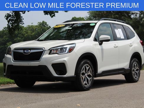 Used 2020 Subaru Forester Premium AWD/4WD image 3