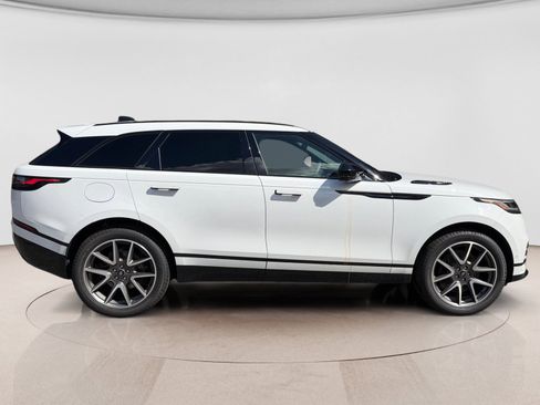 New 2026 Land Rover Range Rover Velar Dynamic SE AWD/4WD image 6