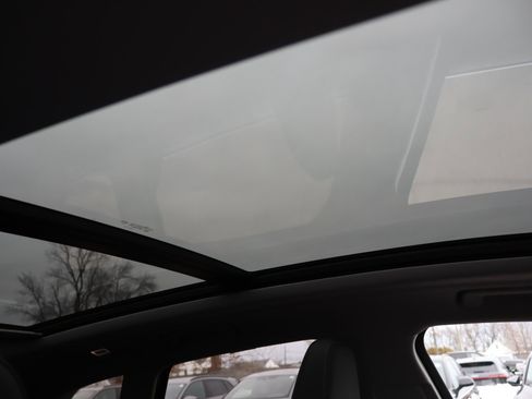 Used 2025 Audi Q5 Premium Plus w/ Premium Plus image 20