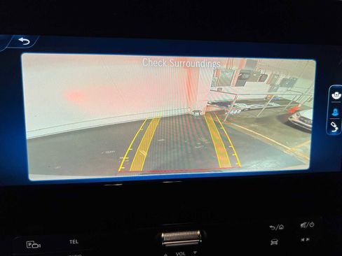 Used 2025 Mercedes-Benz Sprinter 2500 image 35