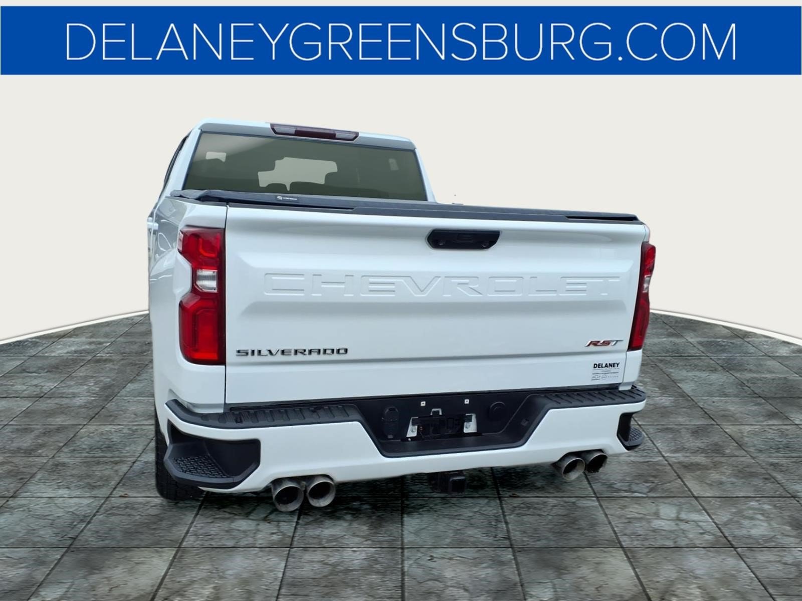 Used 2023 Chevrolet Silverado 1500 RST AWD/4WD image 4
