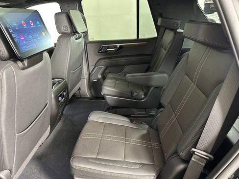 Used 2026 Chevrolet Tahoe High Country AWD/4WD image 31