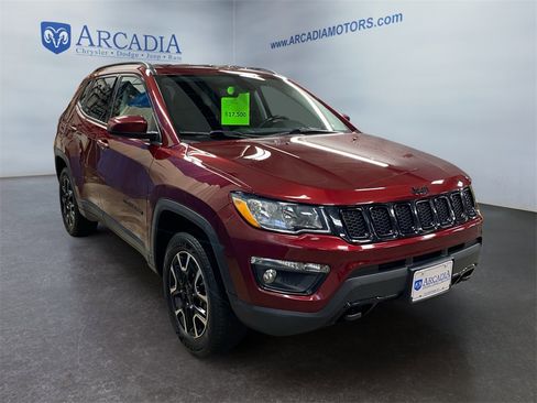 Used 2020 Jeep Compass Sport image 7