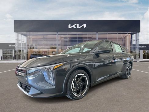 New 2025 Kia K4 EX image 4