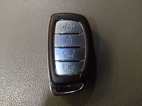 Used 2018 Hyundai Sonata Limited w/ Cargo Package FWD image 32