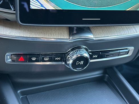 New 2026 Volvo XC60 B5 Core image 18