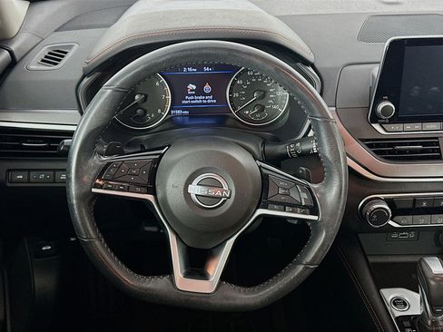 Used 2023 Nissan Altima 2.5 SR image 18