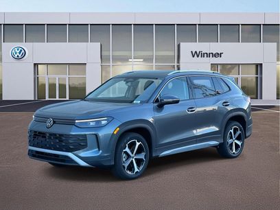 New 2025 Volkswagen Tiguan SE