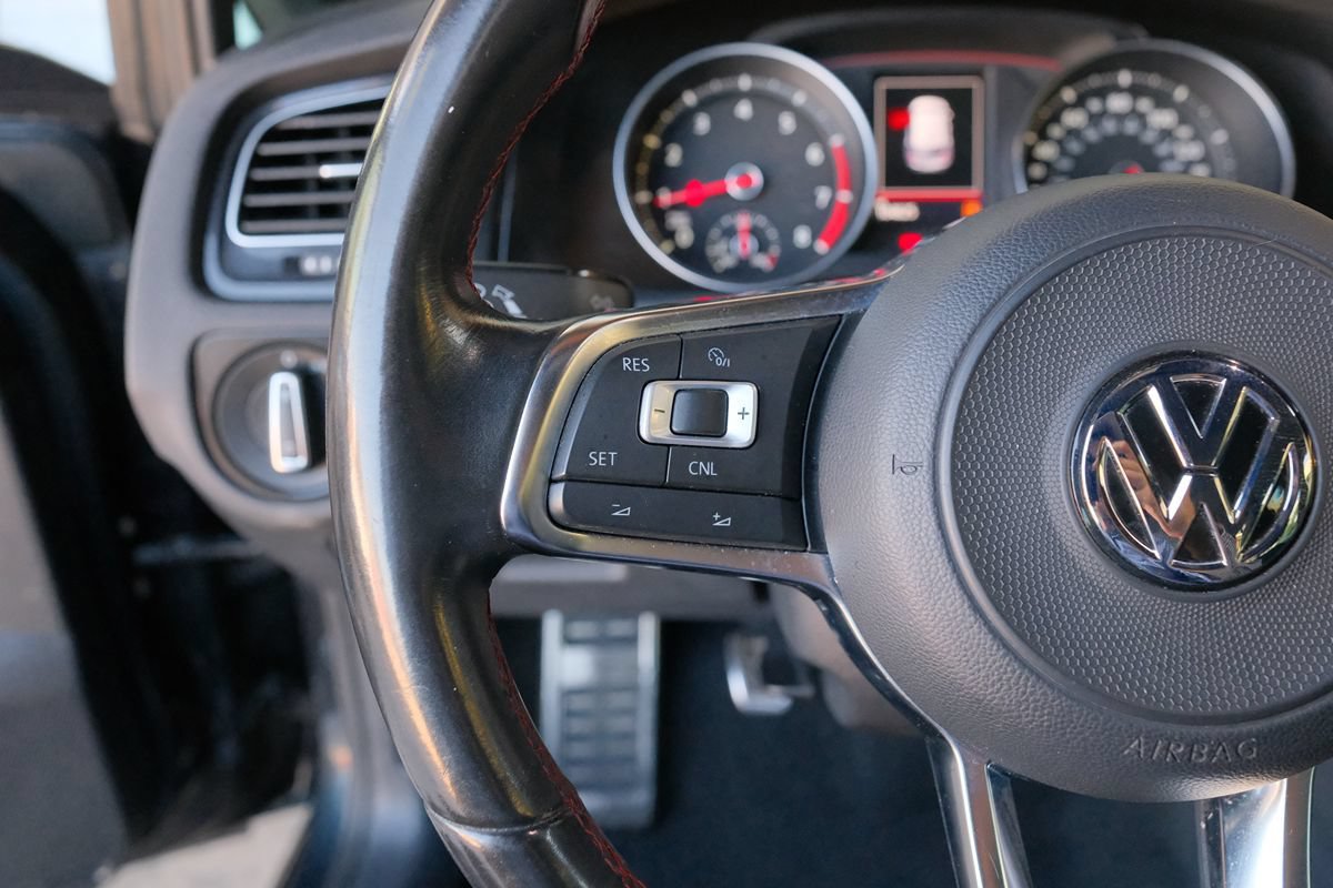 Used 2017 Volkswagen GTI Sport FWD image 18