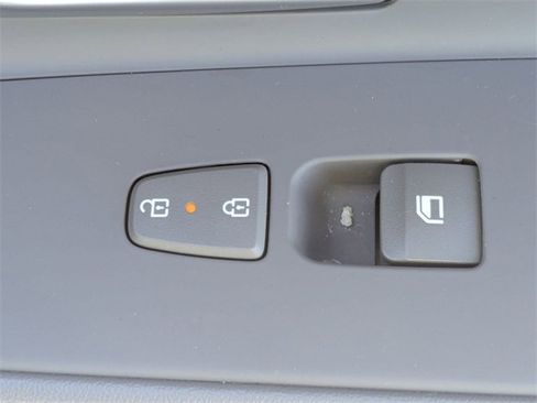 Used 2024 Hyundai Elantra SEL image 33