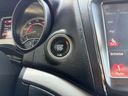 Used 2018 Dodge Journey Crossroad AWD/4WD image 28