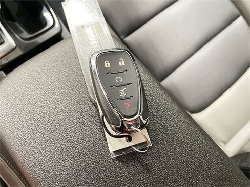 Certified 2025 Chevrolet TrailBlazer ACTIV w/ Convenience Package image 35