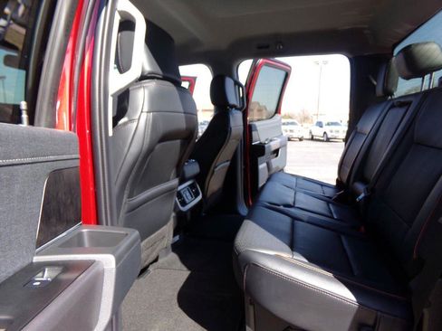 New 2025 Ford F250 Lariat w/ Chrome Package image 23