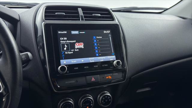 Used 2025 Mitsubishi Outlander Sport SE AWD/4WD image 28