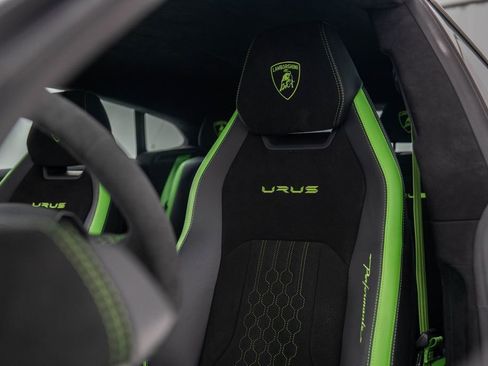 Used 2024 Lamborghini Urus Performante image 21