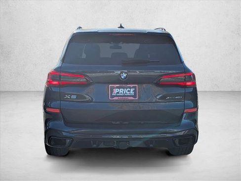 Used 2021 BMW X5 xDrive40i w/ M Sport Package image 6
