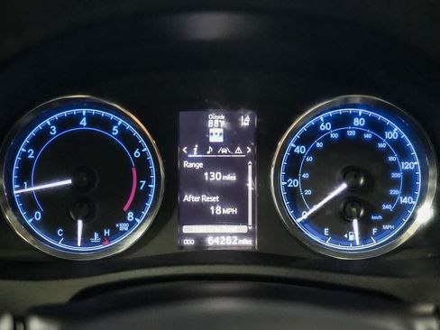 Certified 2017 Toyota Corolla SE w/ SE Premium Package FWD image 25